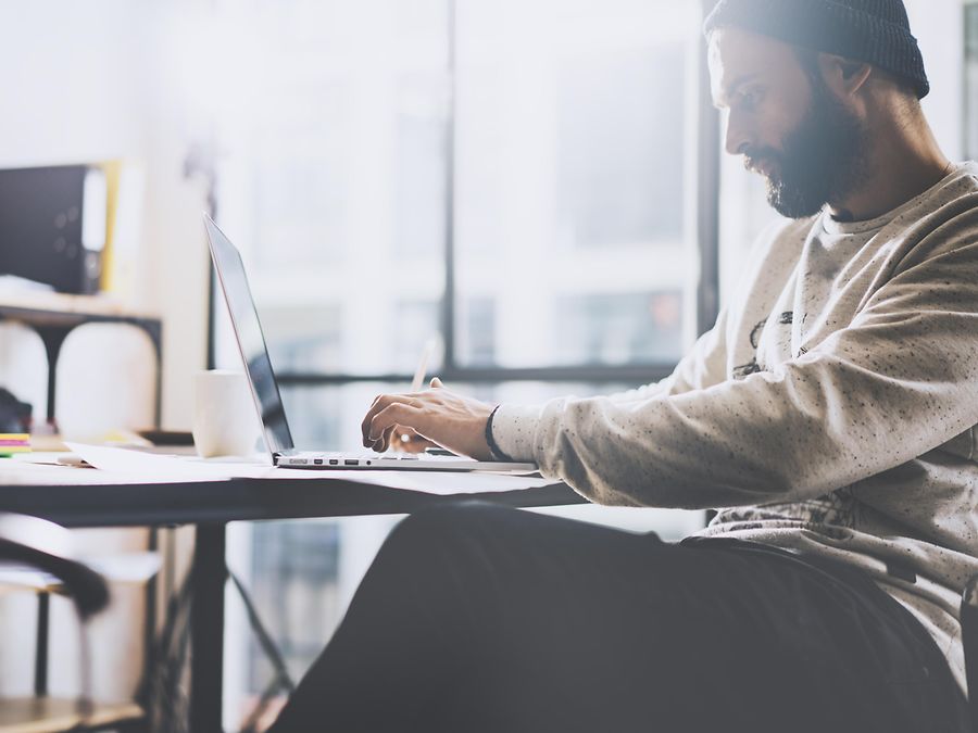 Managed Workplaces IT Service Hybrides Arbeiten Managed Workplaces IT Service Hybrides Arbeiten