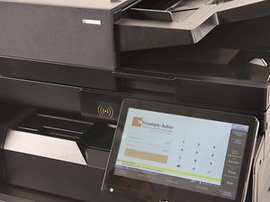 TA_2023_MFP_Touchscreen_999_19_sRGB