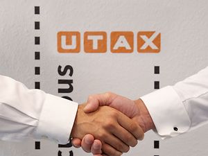 TA_2023_Handshake_b_259_sRGB